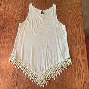 New York & Company Pale Green Hanky Hem Tank With Fringe, XS